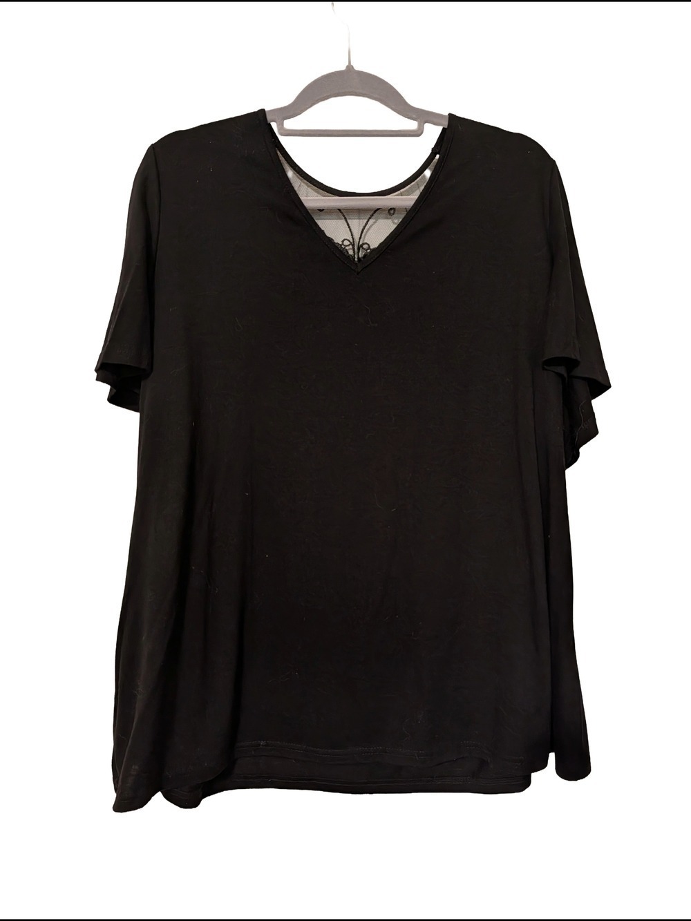 Elegant Black V-Neck Lace Butterfly Top - Picture 3 of 7